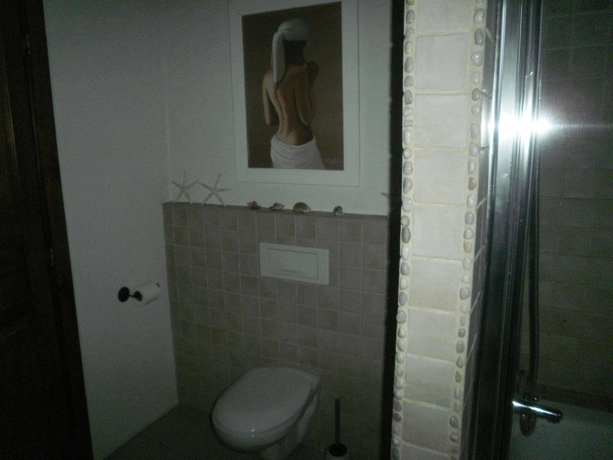 劳加尔瓦特恩勒伊加湖画廊旅馆住宿加早餐旅馆 外观 照片